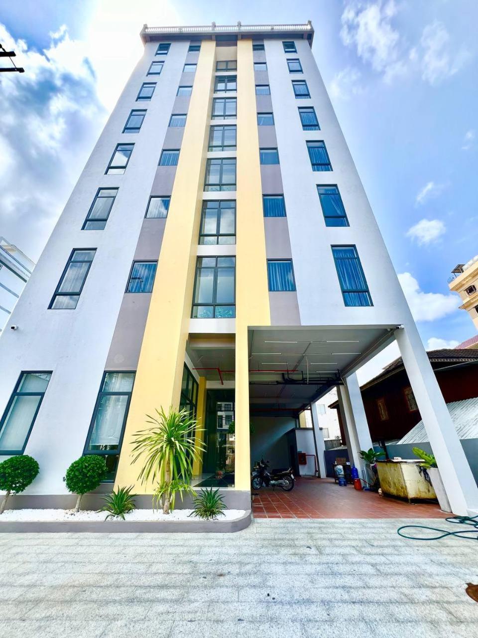 C-Hotel Sihanoukville Exterior foto